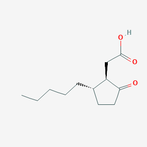 2-((1R,5S)-2-oxo-5-pentylcyclopentyl)aceticacid