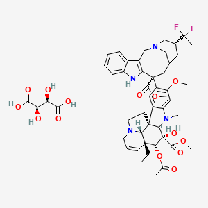 (2R,3R)-2,3-dihydroxybutanedioic acid;methyl (1R,9R,10S,11R,12R,19R)-11-acetyloxy-4-[(12R,16R)-16-(1,1-difluoroethyl)-12-methoxycarbonyl-1,10-diazatetracyclo[12.3.1.03,11.04,9]octadeca-3(11),4,6,8-tetraen-12-yl]-12-ethyl-10-hydroxy-5-methoxy-8-methyl-8,16-diazapentacyclo[10.6.1.01,9.02,7.016,19]nonadeca-2,4,6,13-tetraene-10-carboxylate