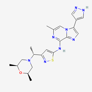 molecular formula C21H26N8OS B10771244 3-((R)-1-((2S,6R)-2,6-dimethylmorpholino)ethyl)-N-(6-methyl-3-(1H-pyrazol-4-yl)imidazo[1,2-a]pyrazin-8-yl)isothiazol-5-amine 