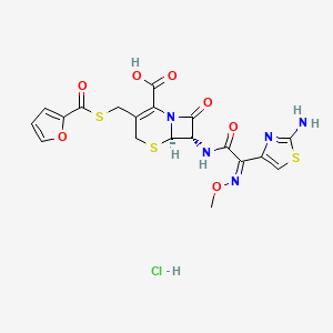 molecular formula C19H18ClN5O7S3 B10779427 (6R,7S)-7-[[(2Z)-2-(2-amino-1,3-thiazol-4-yl)-2-methoxyiminoacetyl]amino]-3-(furan-2-carbonylsulfanylmethyl)-8-oxo-5-thia-1-azabicyclo[4.2.0]oct-2-ene-2-carboxylic acid;hydrochloride 