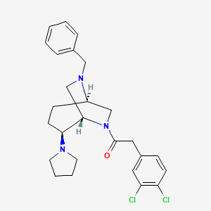 molecular formula C26H31Cl2N3O B10790957 (+)-1-[(1S,2S,5R)-6-Benzyl-2-(pyrrolidin-1-yl)-6,8-diazabicyclo[3.2.2]nonan-8-yl]-2-(3,4-dichlorophenyl)ethanone 