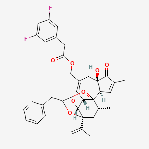 [(1R,2R,6R,10S,11R,15S,17R)-13-benzyl-6-hydroxy-4,17-dimethyl-5-oxo-15-(prop-1-en-2-yl)-12,14,18-trioxapentacyclo[11.4.1.0^{1,10}.0^{2,6}.0^{11,15}]octadeca-3,8-dien-8-yl]methyl 2-(3,5-difluorophenyl)acetate