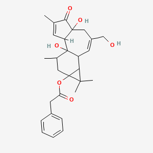 [1,6-dihydroxy-8-(hydroxymethyl)-4,12,12,15-tetramethyl-5-oxo-13-tetracyclo[8.5.0.02,6.011,13]pentadeca-3,8-dienyl] 2-phenylacetate