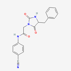 2-(4-benzyl-2,5-dioxoimidazolidin-1-yl)-N-(4-cyanophenyl)acetamide