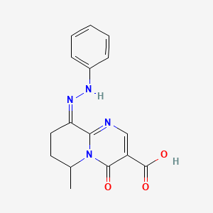 (9Z)-6-methyl-4-oxo-9-(phenylhydrazinylidene)-7,8-dihydro-6H-pyrido[1,2-a]pyrimidine-3-carboxylic acid