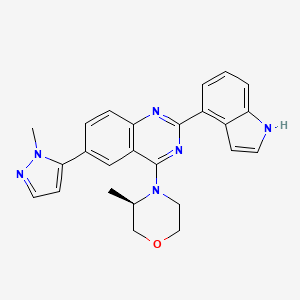 molecular formula C25H24N6O B10829479 (3R)-4-[2-(1H-indol-4-yl)-6-(2-methylpyrazol-3-yl)quinazolin-4-yl]-3-methylmorpholine 