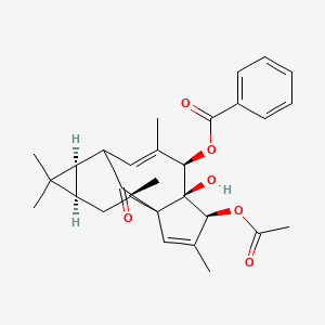 molecular formula C29H34O6 B10831229 [(4S,5R,6R,10R,12R,14R)-4-acetyloxy-5-hydroxy-3,7,11,11,14-pentamethyl-15-oxo-6-tetracyclo[7.5.1.01,5.010,12]pentadeca-2,7-dienyl] benzoate 