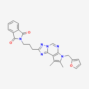 2-{3-[7-(2-Furylmethyl)-8,9-dimethyl-7H-pyrrolo[3,2-E][1,2,4]triazolo[1,5-C]pyrimidin-2-YL]propyl}-1H-isoindole-1,3(2H)-dione