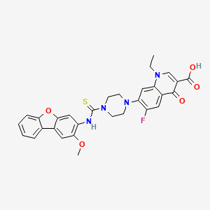 1-Ethyl-6-fluoro-7-(4-{[(2-methoxydibenzo[B,D]furan-3-YL)amino]carbothioyl}piperazino)-4-oxo-1,4-dihydro-3-quinolinecarboxylic acid