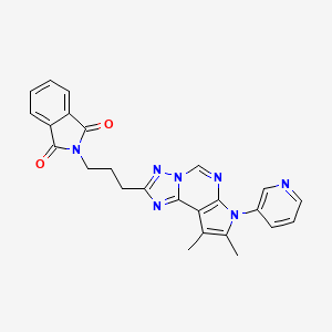 molecular formula C25H21N7O2 B10878083 2-{3-[8,9-dimethyl-7-(pyridin-3-yl)-7H-pyrrolo[3,2-e][1,2,4]triazolo[1,5-c]pyrimidin-2-yl]propyl}-1H-isoindole-1,3(2H)-dione 