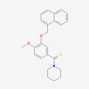 [4-Methoxy-3-(naphthalen-1-ylmethoxy)phenyl](piperidin-1-yl)methanethione