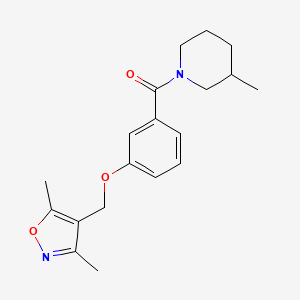 {3-[(3,5-Dimethyl-1,2-oxazol-4-yl)methoxy]phenyl}(3-methylpiperidin-1-yl)methanone