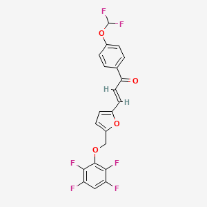 (2E)-1-[4-(difluoromethoxy)phenyl]-3-{5-[(2,3,5,6-tetrafluorophenoxy)methyl]furan-2-yl}prop-2-en-1-one