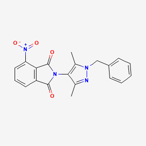 molecular formula C20H16N4O4 B10955981 2-(1-benzyl-3,5-dimethyl-1H-pyrazol-4-yl)-4-nitro-1H-isoindole-1,3(2H)-dione 