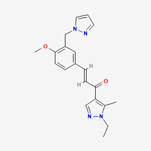 molecular formula C20H22N4O2 B10963634 (2E)-1-(1-ethyl-5-methyl-1H-pyrazol-4-yl)-3-[4-methoxy-3-(1H-pyrazol-1-ylmethyl)phenyl]prop-2-en-1-one 