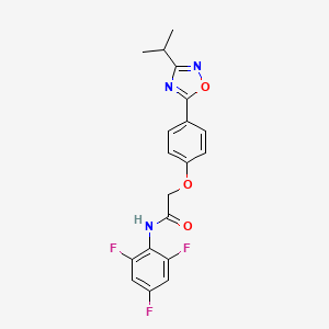 2-{4-[3-(propan-2-yl)-1,2,4-oxadiazol-5-yl]phenoxy}-N-(2,4,6-trifluorophenyl)acetamide