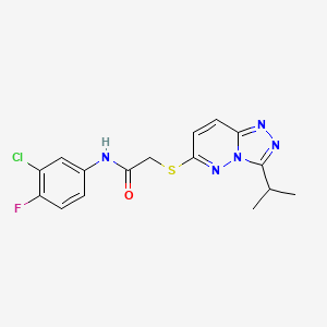 N-(3-chloro-4-fluorophenyl)-2-{[3-(propan-2-yl)[1,2,4]triazolo[4,3-b]pyridazin-6-yl]sulfanyl}acetamide