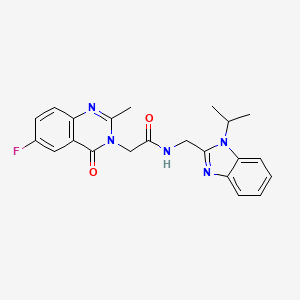 molecular formula C22H22FN5O2 B10992653 2-(6-fluoro-2-methyl-4-oxoquinazolin-3(4H)-yl)-N-{[1-(propan-2-yl)-1H-benzimidazol-2-yl]methyl}acetamide 