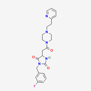 3-(3-Fluorobenzyl)-5-(2-oxo-2-{4-[2-(pyridin-2-yl)ethyl]piperazin-1-yl}ethyl)imidazolidine-2,4-dione