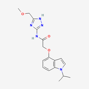 N-[3-(methoxymethyl)-1H-1,2,4-triazol-5-yl]-2-{[1-(propan-2-yl)-1H-indol-4-yl]oxy}acetamide