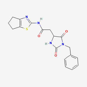 molecular formula C18H18N4O3S B10997666 2-(1-benzyl-2,5-dioxoimidazolidin-4-yl)-N-(5,6-dihydro-4H-cyclopenta[d][1,3]thiazol-2-yl)acetamide 