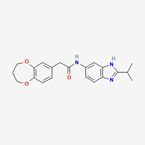 2-(3,4-dihydro-2H-1,5-benzodioxepin-7-yl)-N-[2-(propan-2-yl)-1H-benzimidazol-5-yl]acetamide