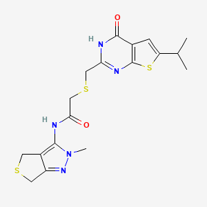 2-({[4-hydroxy-6-(propan-2-yl)thieno[2,3-d]pyrimidin-2-yl]methyl}sulfanyl)-N-(2-methyl-2,6-dihydro-4H-thieno[3,4-c]pyrazol-3-yl)acetamide