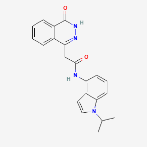 2-(4-hydroxyphthalazin-1-yl)-N-[1-(propan-2-yl)-1H-indol-4-yl]acetamide