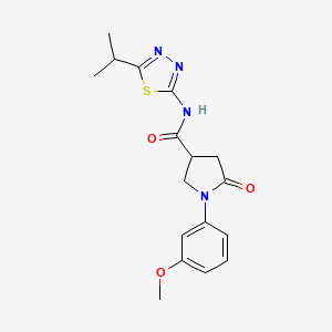 1-(3-methoxyphenyl)-5-oxo-N-[(2E)-5-(propan-2-yl)-1,3,4-thiadiazol-2(3H)-ylidene]pyrrolidine-3-carboxamide