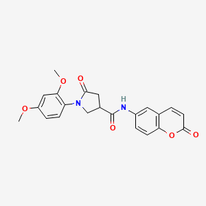 1-(2,4-dimethoxyphenyl)-5-oxo-N-(2-oxo-2H-chromen-6-yl)pyrrolidine-3-carboxamide