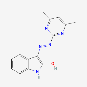 (3Z)-3-[2-(4,6-dimethylpyrimidin-2-yl)hydrazinylidene]-1,3-dihydro-2H-indol-2-one