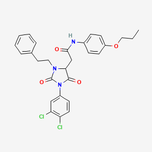 molecular formula C28H27Cl2N3O4 B11085782 2-[1-(3,4-dichlorophenyl)-2,5-dioxo-3-(2-phenylethyl)imidazolidin-4-yl]-N-(4-propoxyphenyl)acetamide 