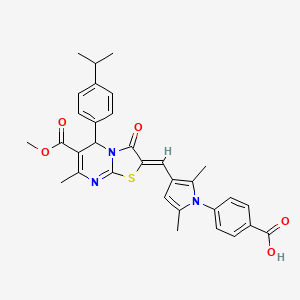 4-(3-{(Z)-[6-(methoxycarbonyl)-7-methyl-3-oxo-5-[4-(propan-2-yl)phenyl]-5H-[1,3]thiazolo[3,2-a]pyrimidin-2(3H)-ylidene]methyl}-2,5-dimethyl-1H-pyrrol-1-yl)benzoic acid