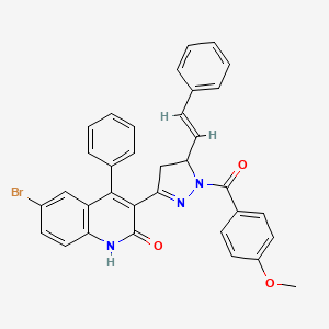 {3-(6-bromo-2-hydroxy-4-phenylquinolin-3-yl)-5-[(E)-2-phenylethenyl]-4,5-dihydro-1H-pyrazol-1-yl}(4-methoxyphenyl)methanone