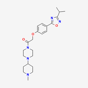 molecular formula C23H33N5O3 B11120306 2-[4-(3-Isopropyl-1,2,4-oxadiazol-5-yl)phenoxy]-1-[4-(1-methyl-4-piperidyl)piperazino]-1-ethanone 