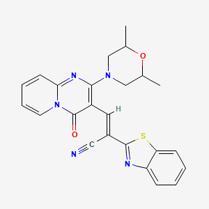 (2E)-2-(1,3-benzothiazol-2-yl)-3-[2-(2,6-dimethylmorpholin-4-yl)-4-oxo-4H-pyrido[1,2-a]pyrimidin-3-yl]prop-2-enenitrile