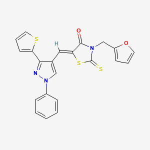 (5Z)-3-(furan-2-ylmethyl)-5-{[1-phenyl-3-(thiophen-2-yl)-1H-pyrazol-4-yl]methylidene}-2-thioxo-1,3-thiazolidin-4-one