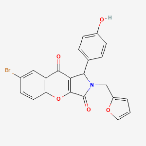 molecular formula C22H14BrNO5 B11126048 7-Bromo-2-(furan-2-ylmethyl)-1-(4-hydroxyphenyl)-1,2-dihydrochromeno[2,3-c]pyrrole-3,9-dione 