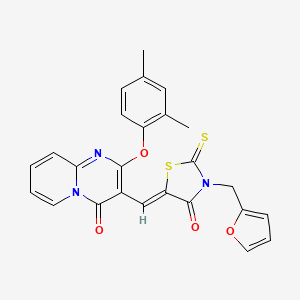 2-(2,4-dimethylphenoxy)-3-{(Z)-[3-(furan-2-ylmethyl)-4-oxo-2-thioxo-1,3-thiazolidin-5-ylidene]methyl}-4H-pyrido[1,2-a]pyrimidin-4-one