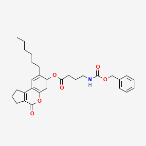 8-Hexyl-4-oxo-1,2,3,4-tetrahydrocyclopenta[c]chromen-7-yl 4-{[(benzyloxy)carbonyl]amino}butanoate