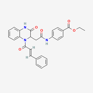 ethyl 4-[({3-oxo-1-[(2E)-3-phenylprop-2-enoyl]-1,2,3,4-tetrahydroquinoxalin-2-yl}acetyl)amino]benzoate