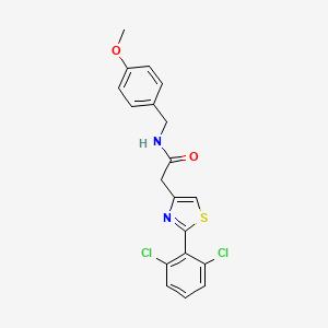 2-[2-(2,6-dichlorophenyl)-1,3-thiazol-4-yl]-N-[(4-methoxyphenyl)methyl]acetamide