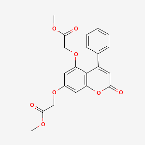 molecular formula C21H18O8 B11167681 (7-Methoxycarbonylmethoxy-2-oxo-4-phenyl-2H-chromen-5-yloxy)-acetic acid methyl ester 