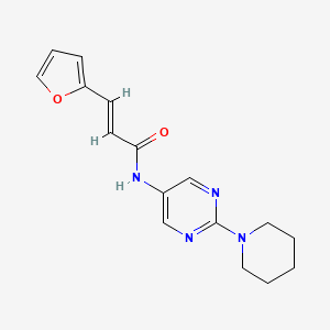 molecular formula C16H18N4O2 B11189919 (E)-3-(furan-2-yl)-N-(2-(piperidin-1-yl)pyrimidin-5-yl)acrylamide 