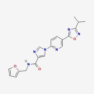 N-(furan-2-ylmethyl)-1-{5-[3-(propan-2-yl)-1,2,4-oxadiazol-5-yl]pyridin-2-yl}-1H-imidazole-4-carboxamide