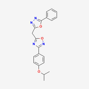 5-[(5-Phenyl-1,3,4-oxadiazol-2-yl)methyl]-3-[4-(propan-2-yloxy)phenyl]-1,2,4-oxadiazole