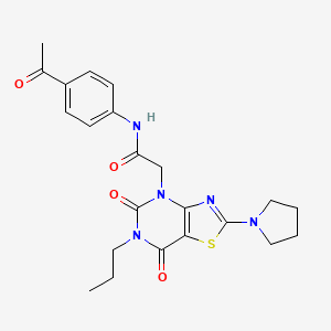 N-(4-Acetylphenyl)-2-(5,7-dioxo-6-propyl-2-(pyrrolidin-1-yl)-6,7-dihydrothiazolo[4,5-d]pyrimidin-4(5H)-yl)acetamide