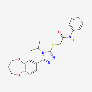 molecular formula C22H24N4O3S B11230342 2-{[5-(3,4-dihydro-2H-1,5-benzodioxepin-7-yl)-4-(propan-2-yl)-4H-1,2,4-triazol-3-yl]sulfanyl}-N-phenylacetamide 