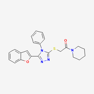 2-{[5-(1-benzofuran-2-yl)-4-phenyl-4H-1,2,4-triazol-3-yl]sulfanyl}-1-(piperidin-1-yl)ethanone