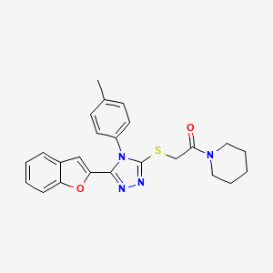 2-{[5-(1-benzofuran-2-yl)-4-(4-methylphenyl)-4H-1,2,4-triazol-3-yl]sulfanyl}-1-(piperidin-1-yl)ethanone